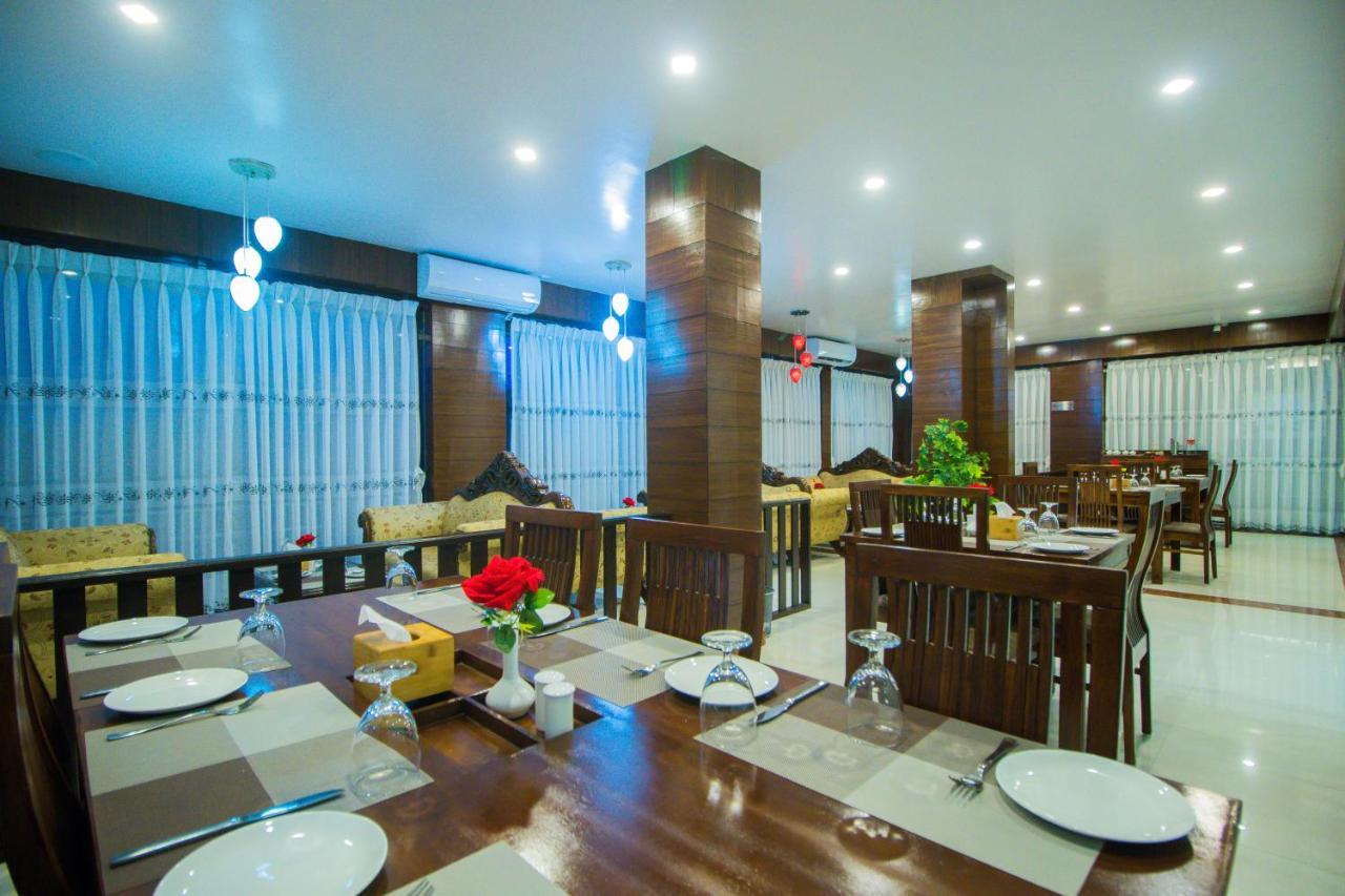 Hotel Prakash International Hetauda Bagian luar foto