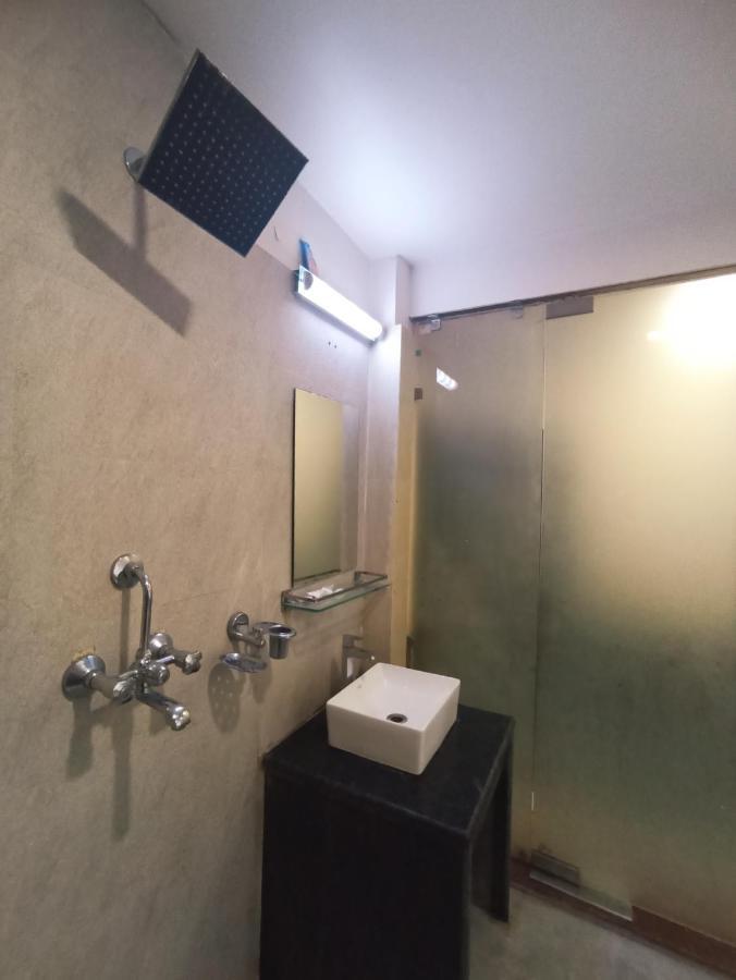 Hotel Prakash International Hetauda Ruang foto